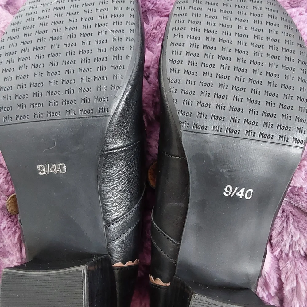 Miz Mooz Black Leather Mary Janes Heels - Picture 5 of 5